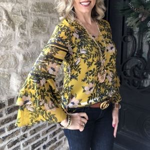 Cabi Scene Blouse